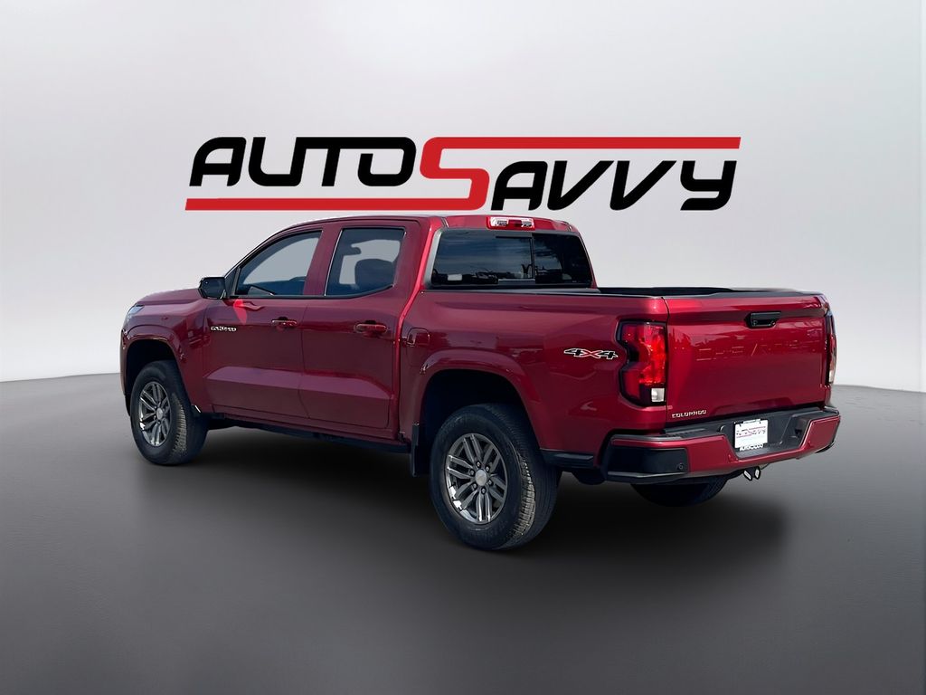 Used 2025 Red Chevrolet LT image 5
