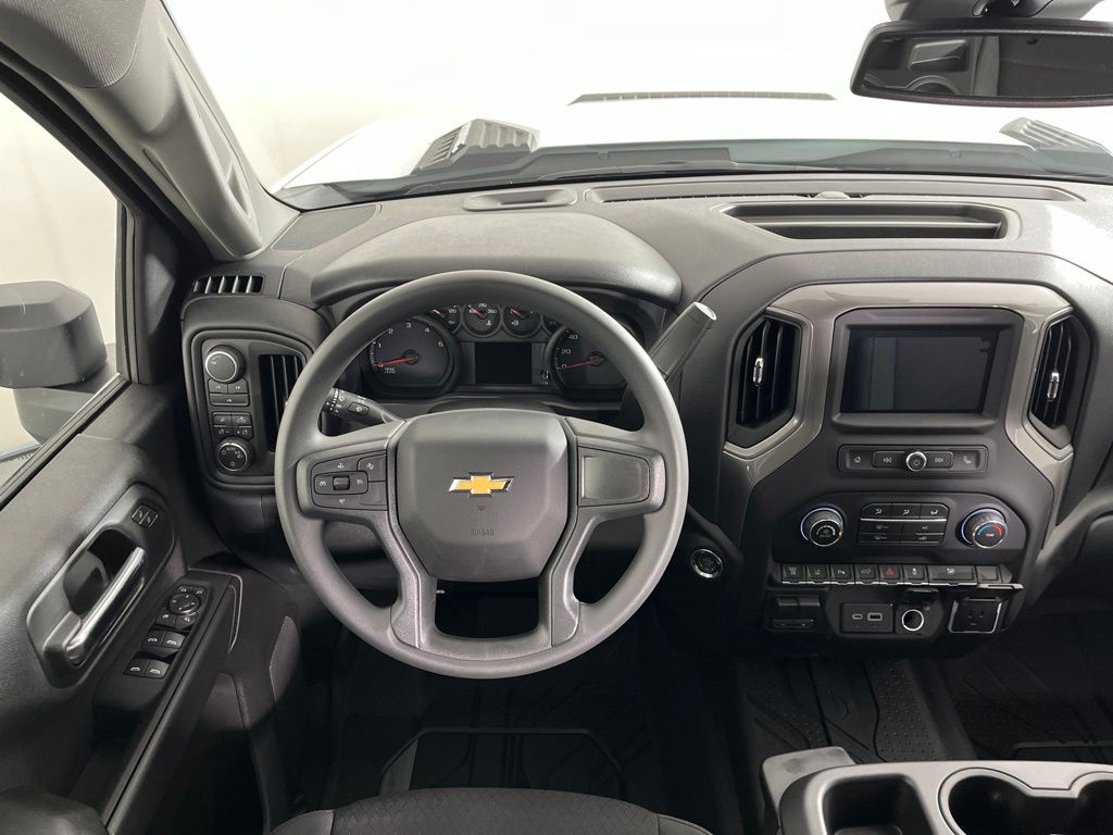 Thumbnail: 2026 Chevrolet Silverado 2500 - 17