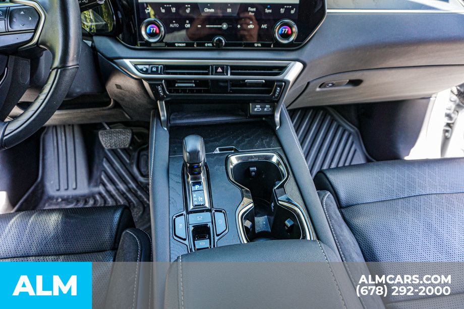 Used 2023 Silver Lexus 350 Luxury image 39