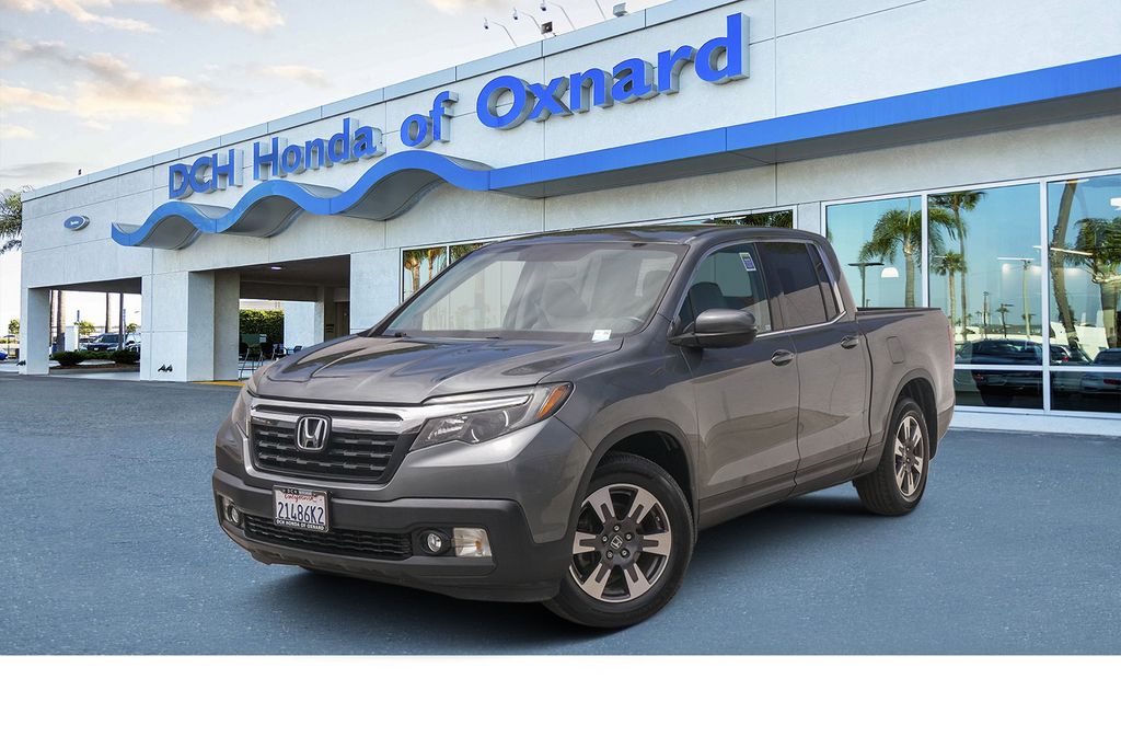 Gray (Modern Steel Metallic) 2017 Honda Ridgeline Pickup Truck Front-Wheel Drive 6-Speed Automatic