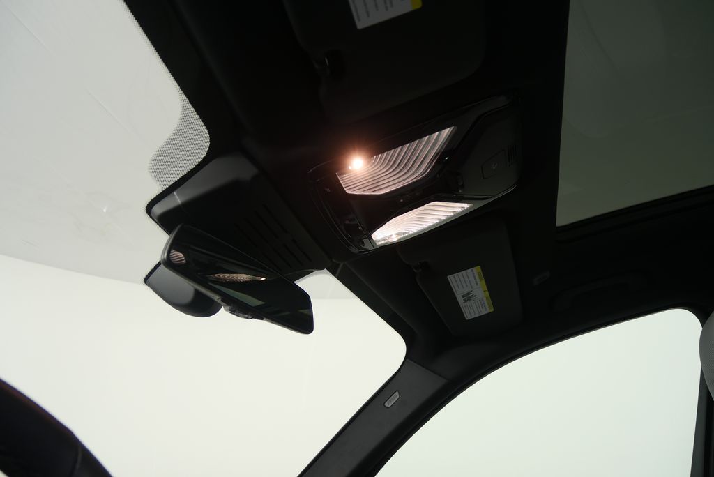 Thumbnail: 2025 BMW X5 - 21