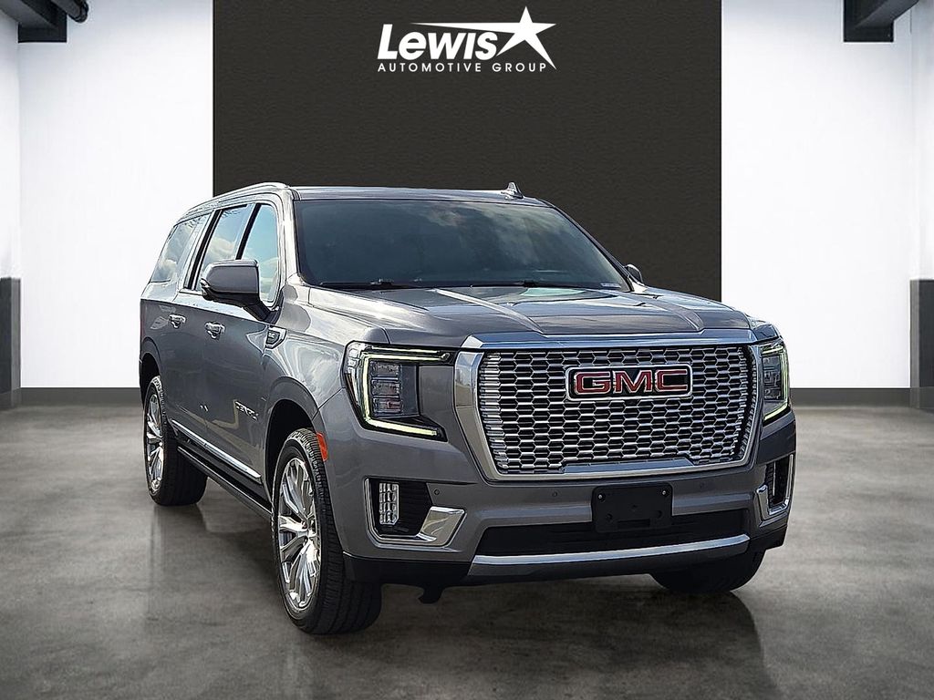 Used 2022 GMC Yukon XL For Sale in Farmington, AR
