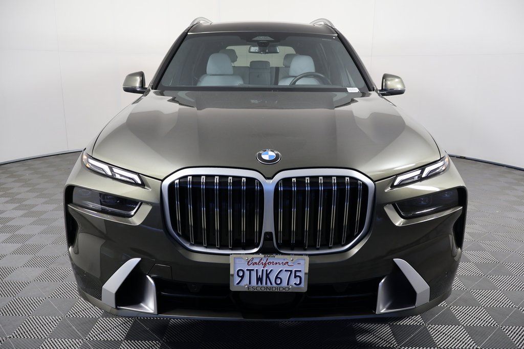 Thumbnail: 2025 BMW X7 - 2