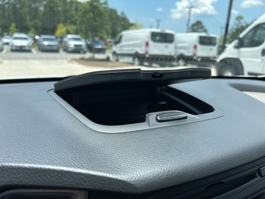 2017 Frost White Pearl Hyundai Santa Fe Sport 2.4 Base AWD SUV