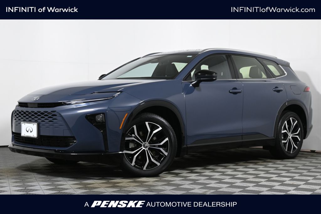 2025 Toyota Crown Signia XLE -
                  Warwick, RI