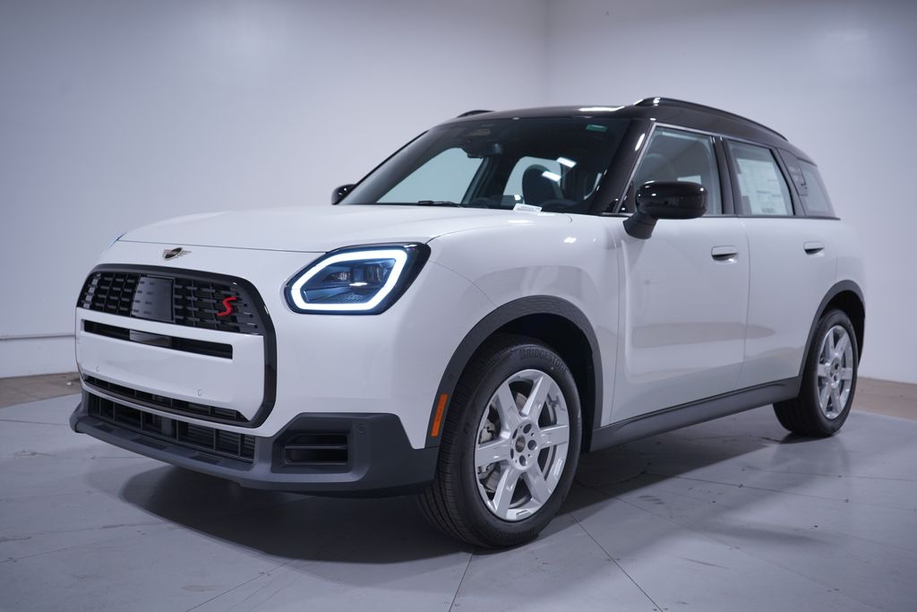 Thumbnail: 2027 MINI Cooper Countryman - 1
