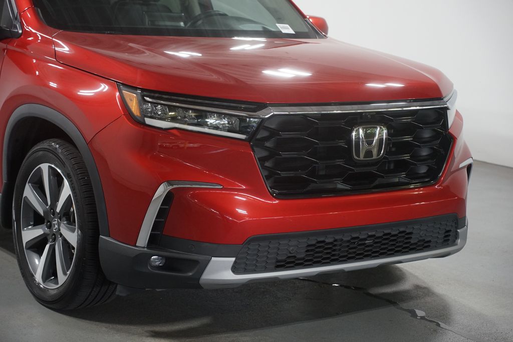 Thumbnail: 2023 Honda Pilot - 4