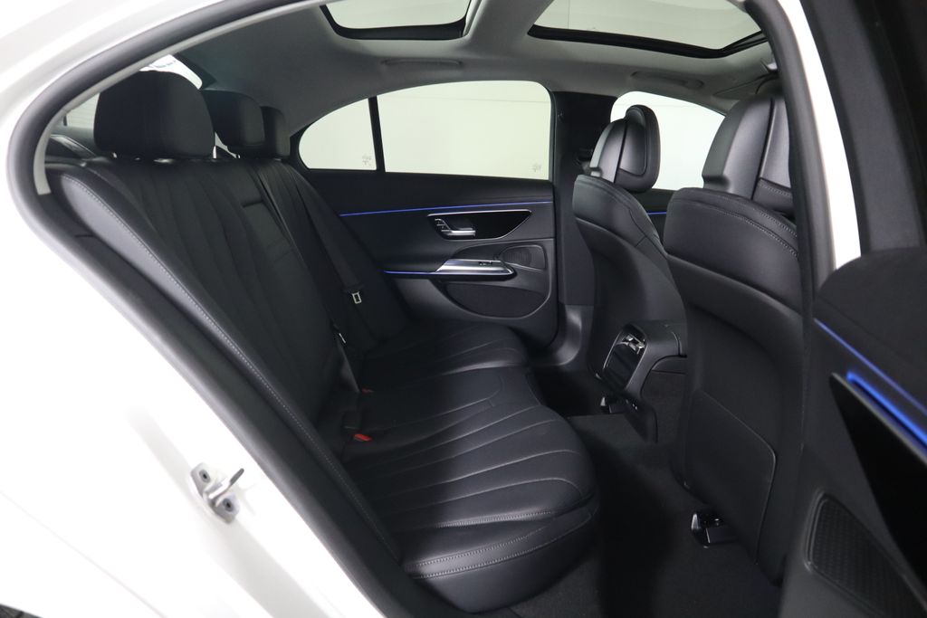 Thumbnail: 2025 Mercedes-Benz E-Class - 23