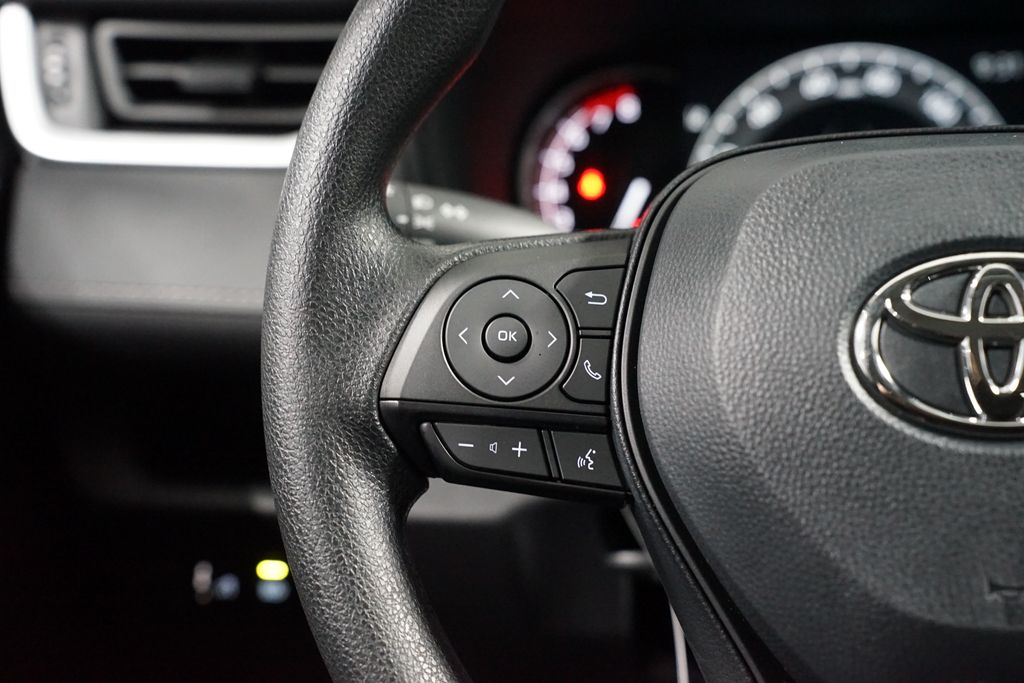 Thumbnail: 2025 Toyota RAV4 - 14