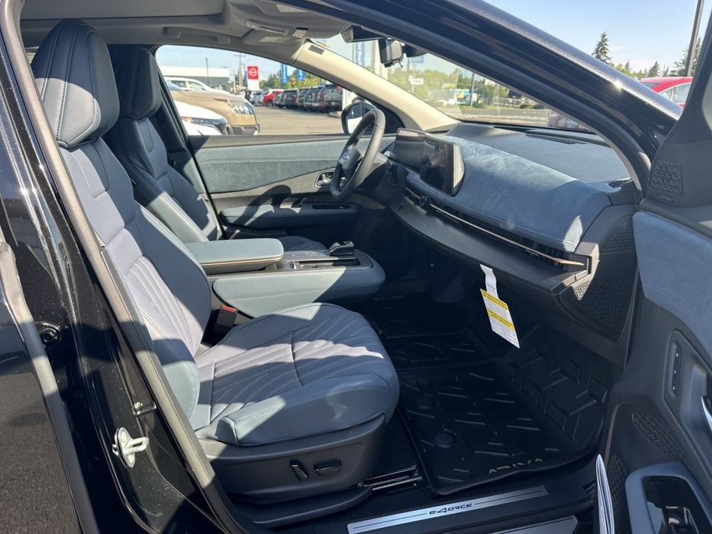 2025 Nissan Ariya PLATINUM+ e-4ORCE