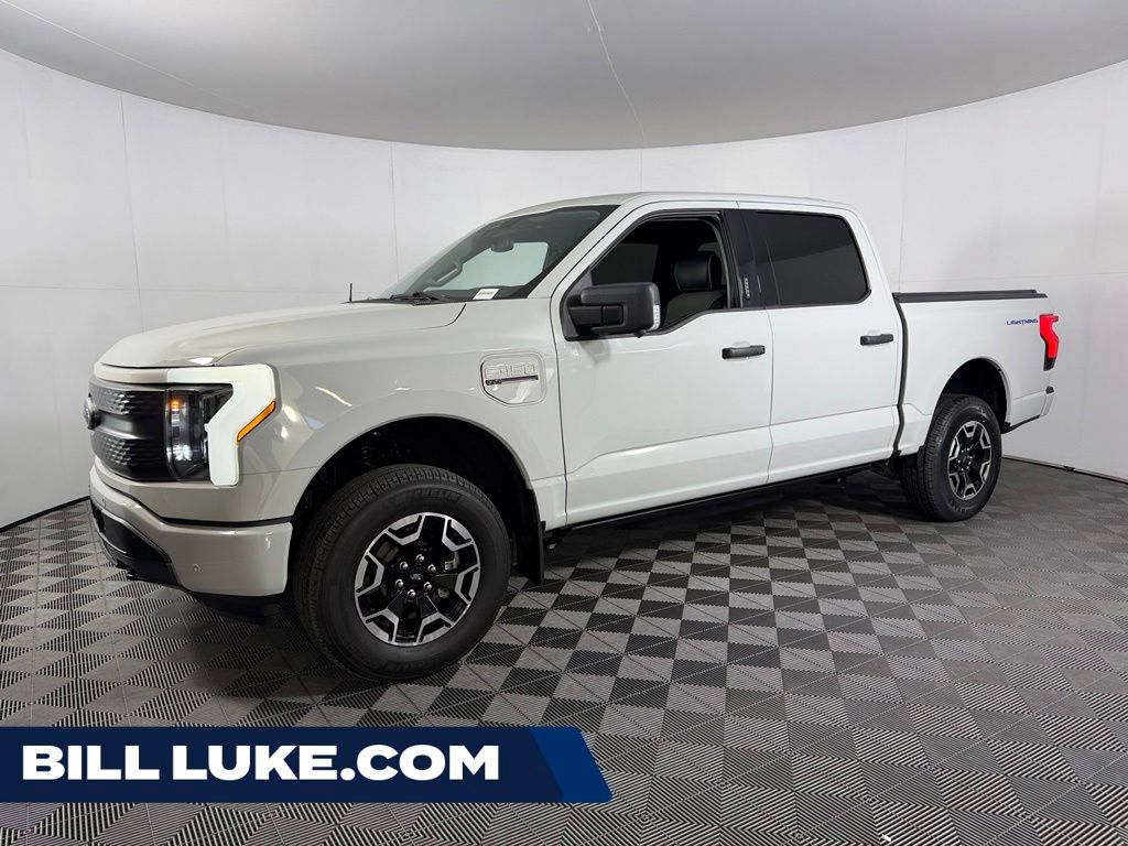2023 Ford F-150 Lightning XLT SuperCrew AWD