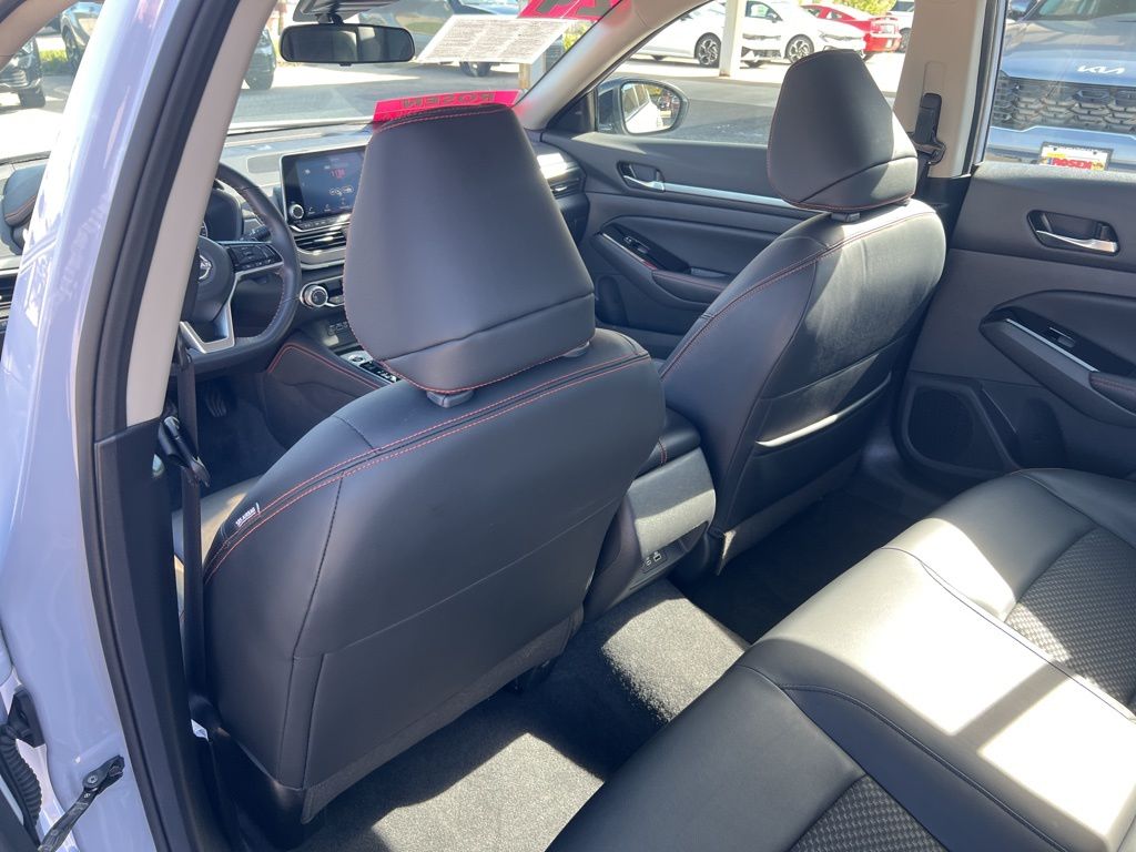 2024 Nissan Altima 2.5 SR photo