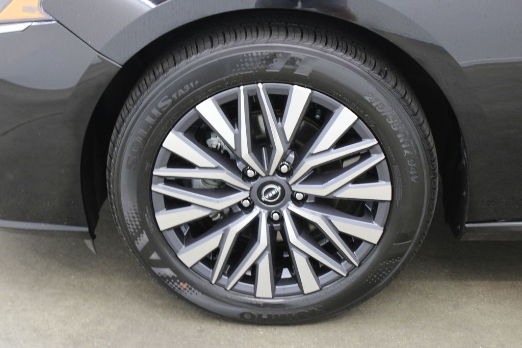 used 2025 Nissan Altima car, priced at $22,991