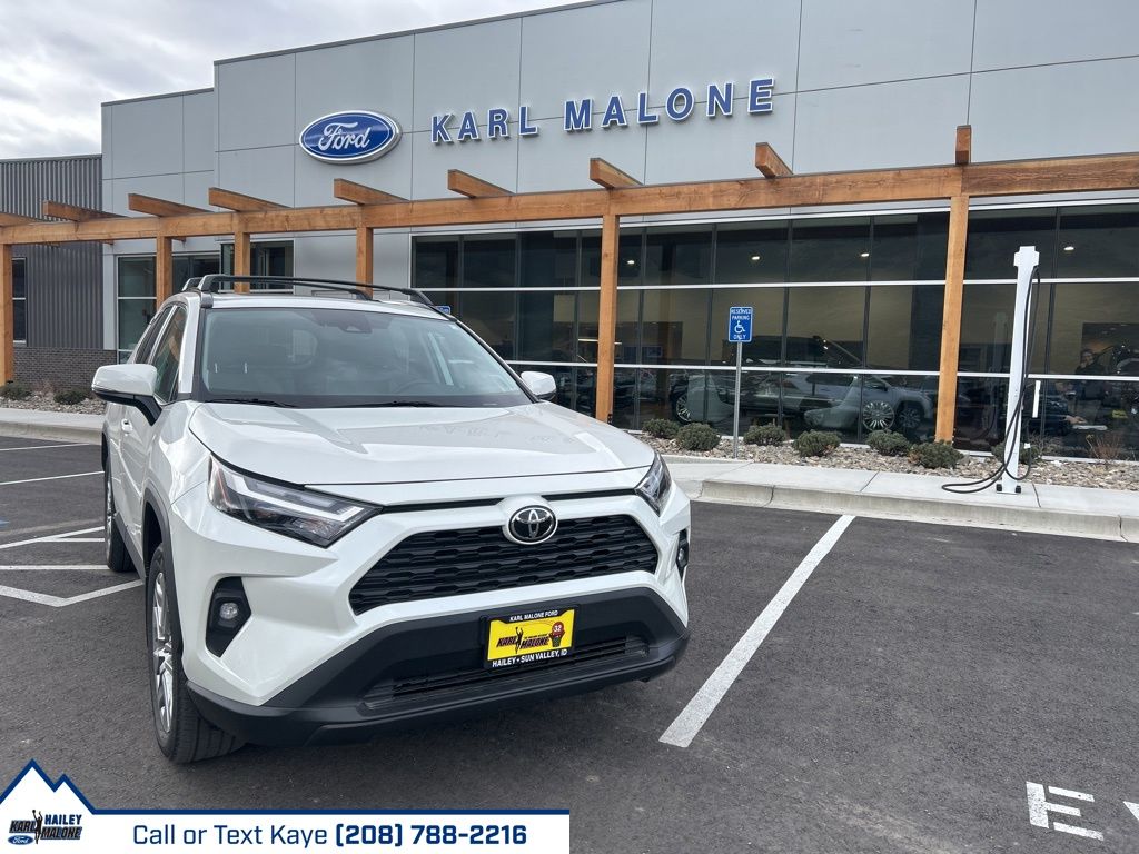 2022 Toyota RAV4 XLE Premium AWD