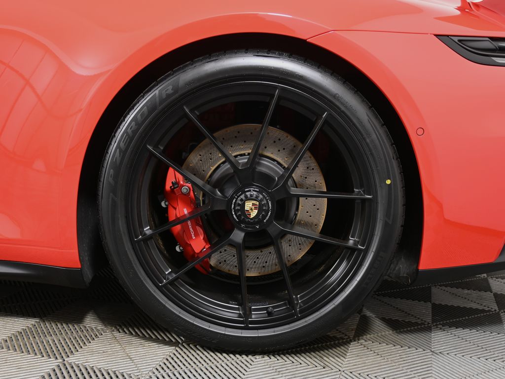 Thumbnail: 2026 Porsche 911 - 12