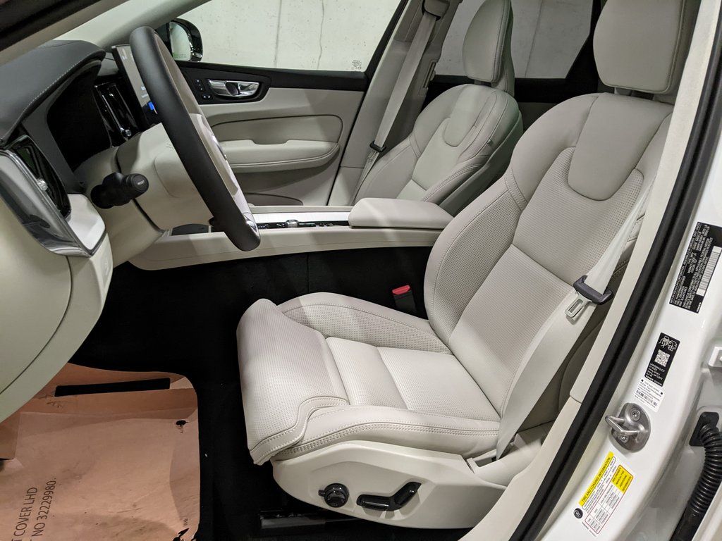 2026 Volvo XC60 Ultra - Photo 12