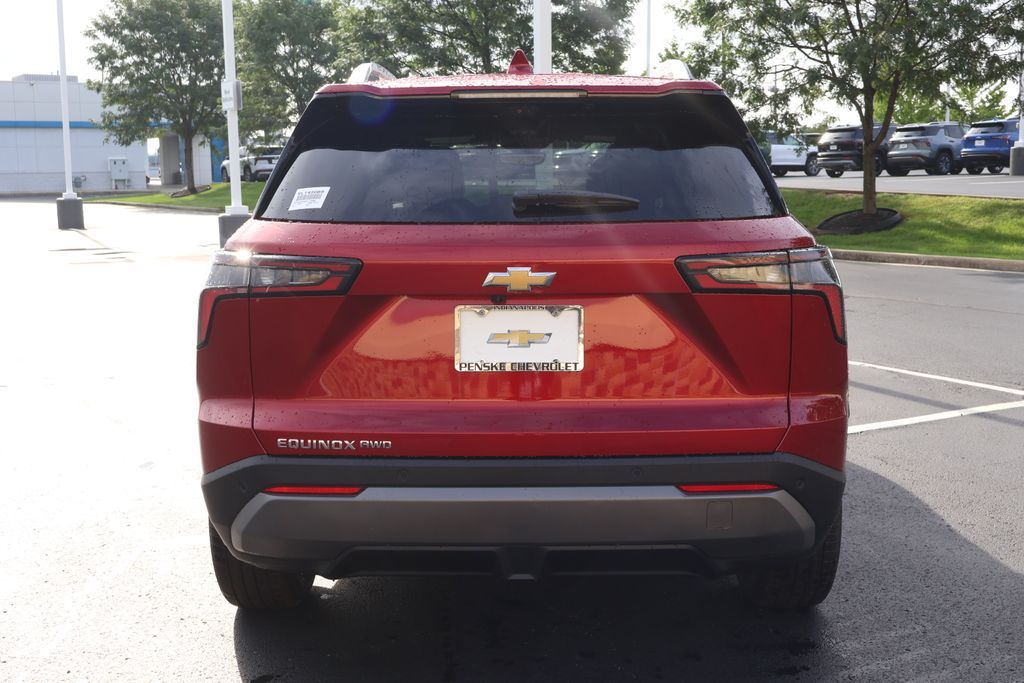 Thumbnail: 2027 Chevrolet Equinox - 6