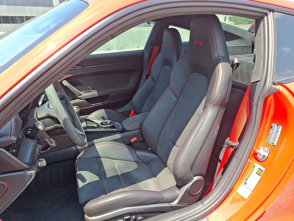 Thumbnail: 2024 Porsche 911 - 5