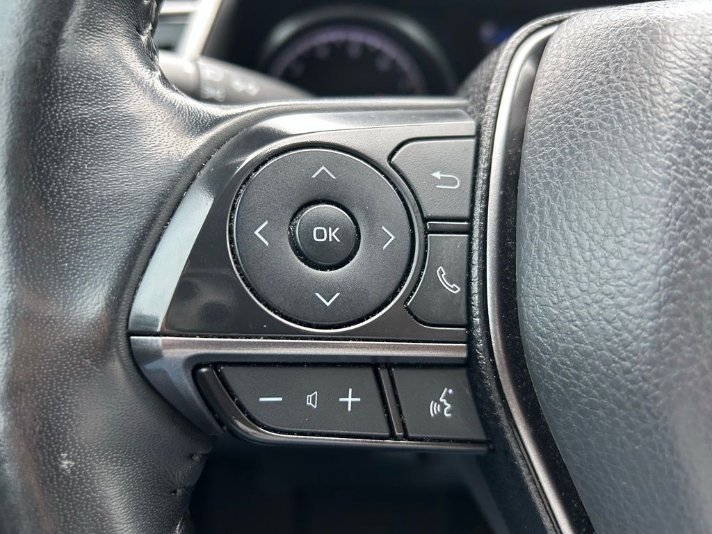 Thumbnail: 2023 Toyota Camry - 20