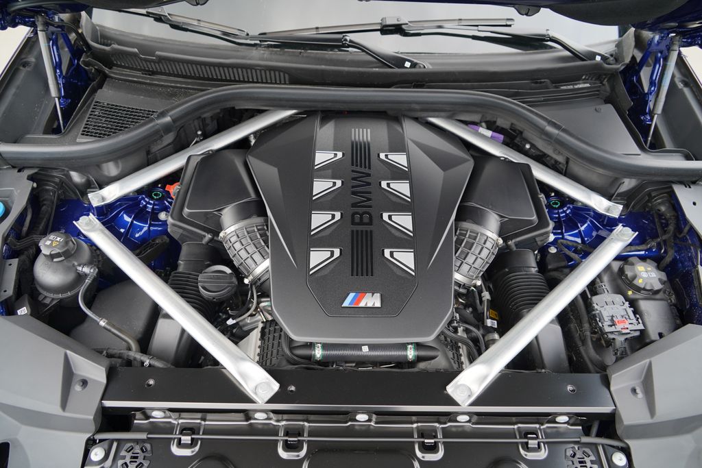 Thumbnail: 2026 BMW X5 - 21