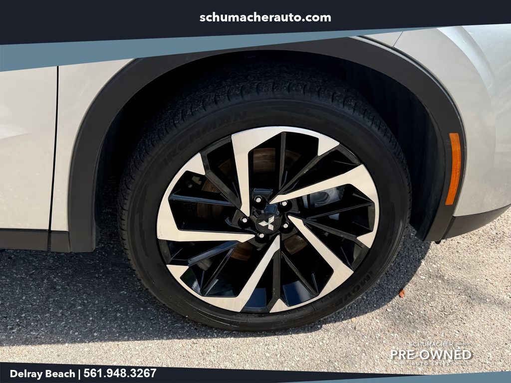 used 2024 Mitsubishi Outlander car, priced at $23,598
