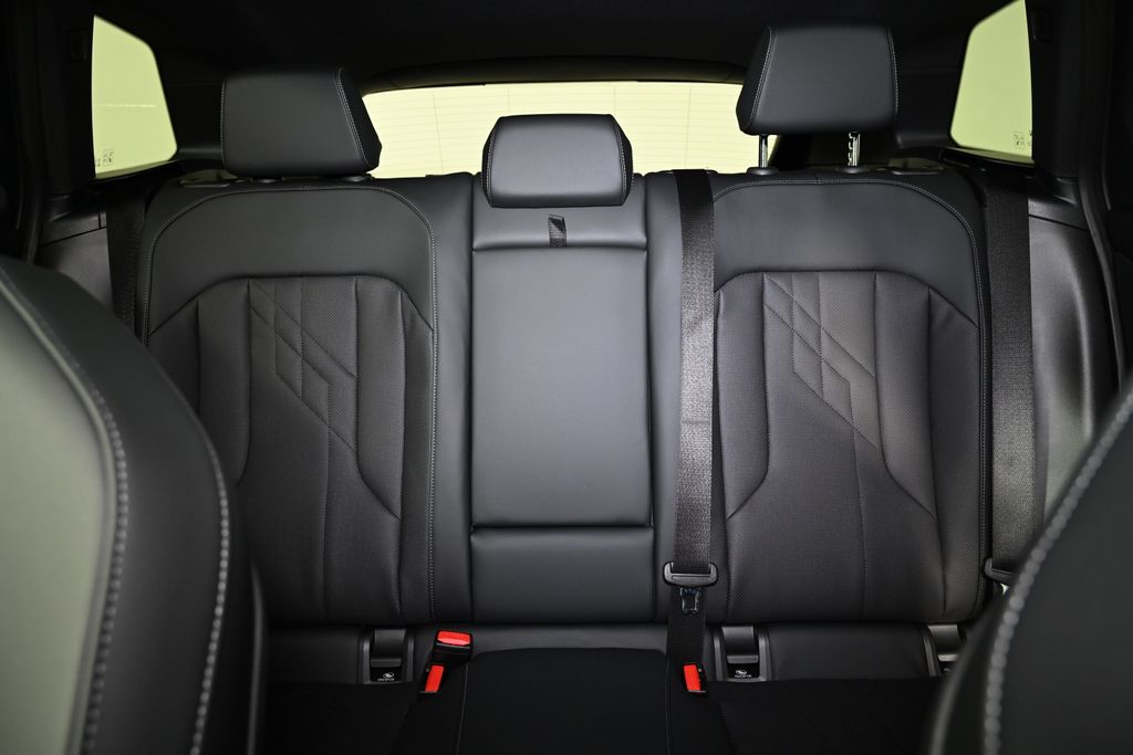 Thumbnail: 2025 BMW X3 - 25