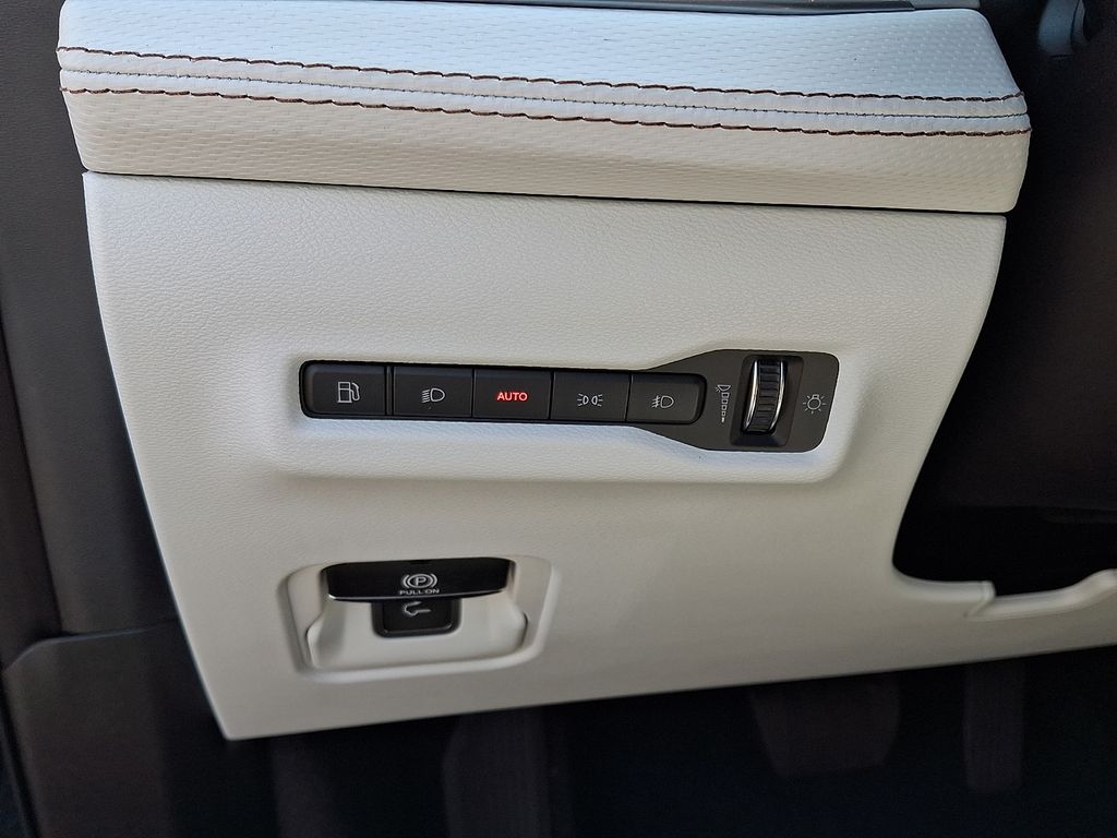 New 2026 Jeep Cherokee SUV