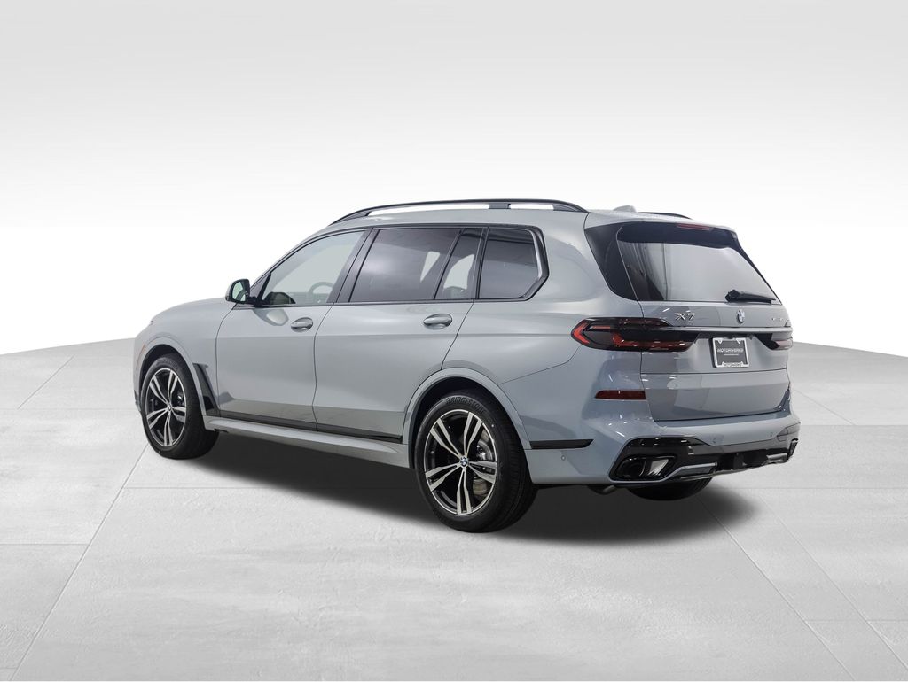 Thumbnail: 2026 BMW X7 - 4