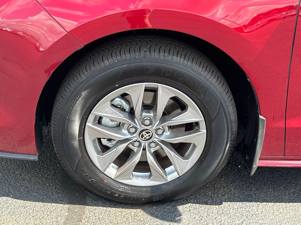 Used 2026 Toyota Sienna Van