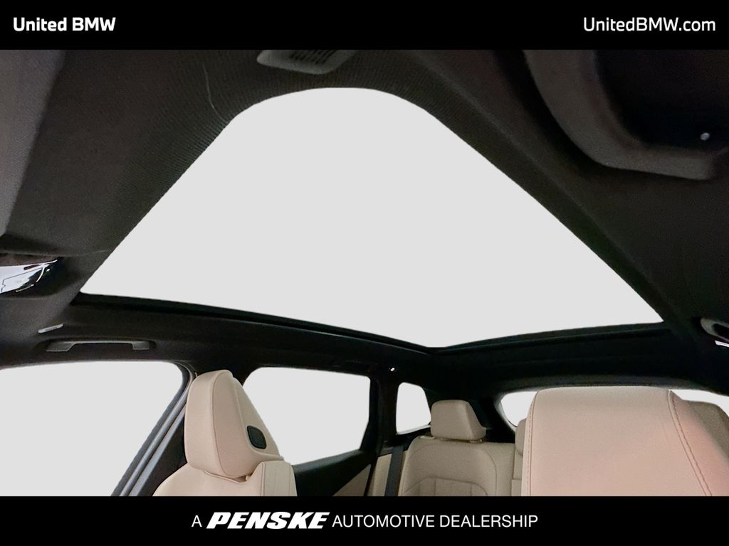 Thumbnail: 2026 BMW X3 - 12