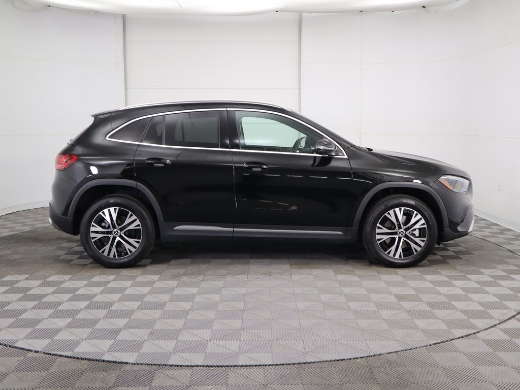 Thumbnail: 2025 Mercedes-Benz GLA - 4