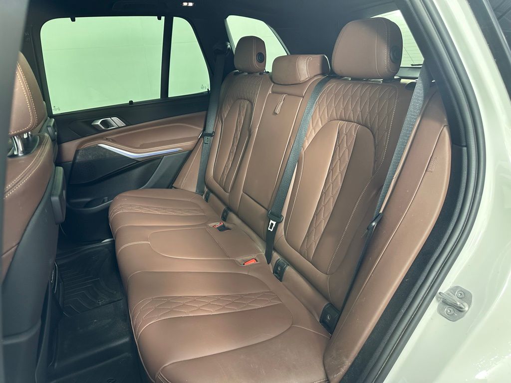 Thumbnail: 2022 BMW X5 - 24