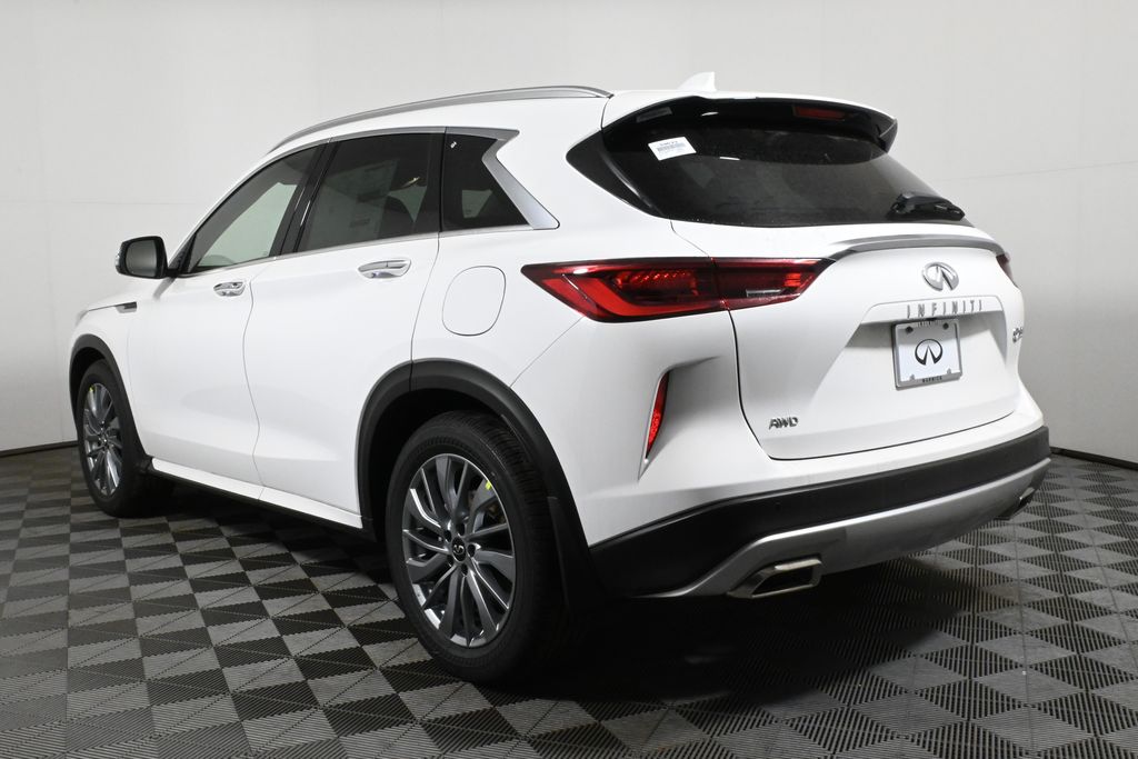 Thumbnail: 2025 INFINITI QX50 - 5