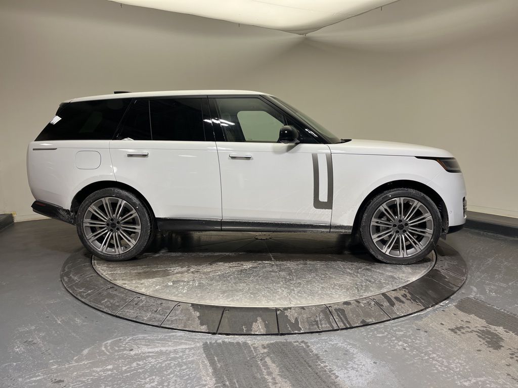 Thumbnail: 2026 Land Rover Range Rover - 6