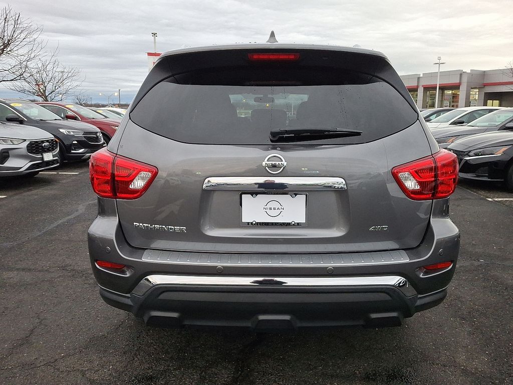 Thumbnail: 2020 Nissan Pathfinder - 5