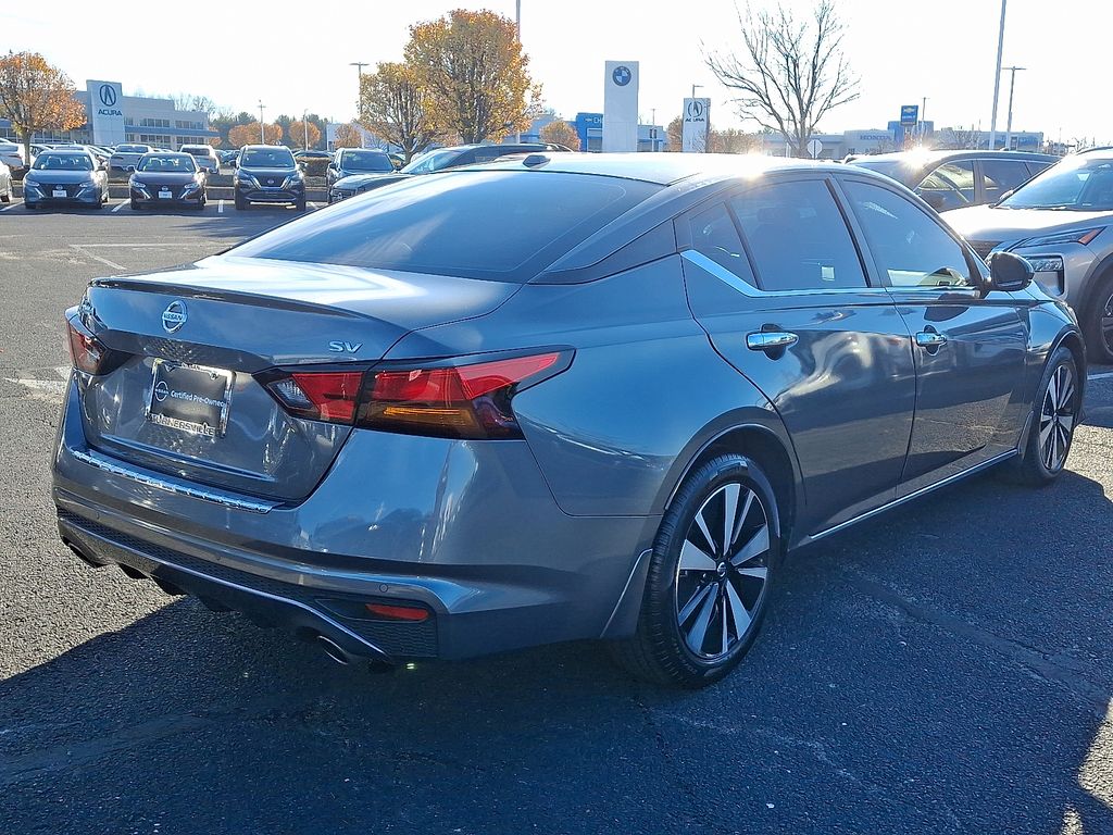 Thumbnail: 2021 Nissan Altima - 6