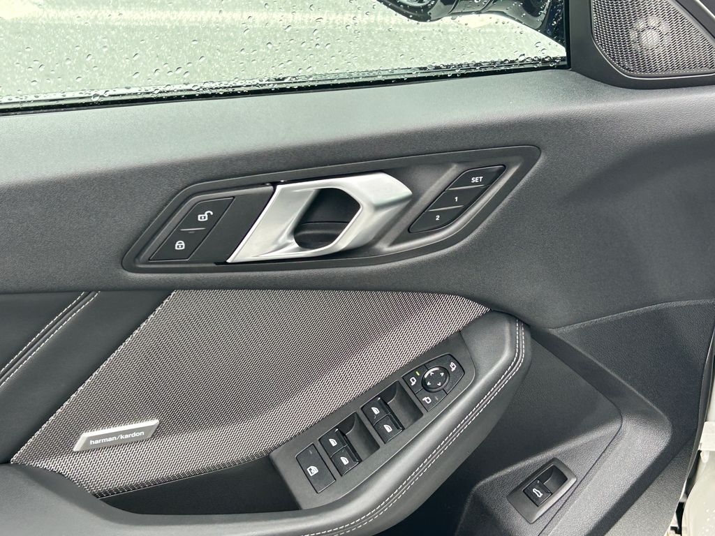 Thumbnail: 2025 BMW 2 Series - 12