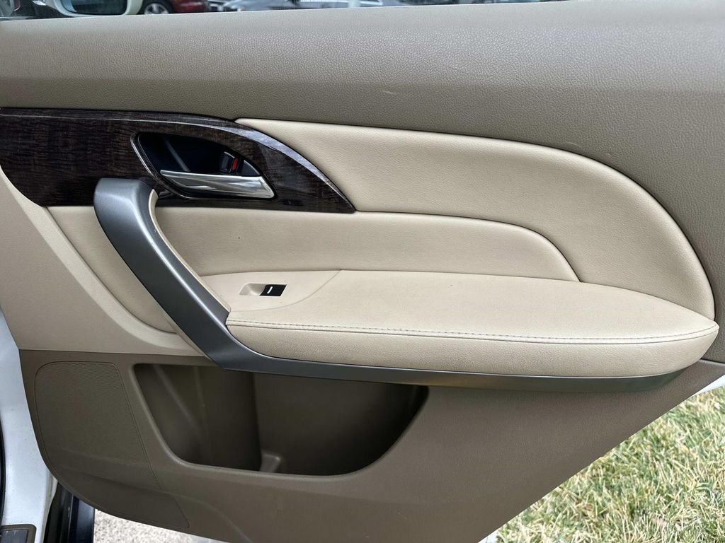 Thumbnail: 2010 Acura MDX - 23