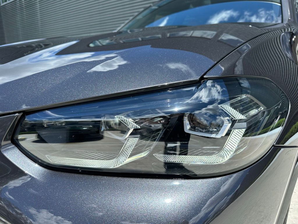 Thumbnail: 2023 BMW X3 - 12