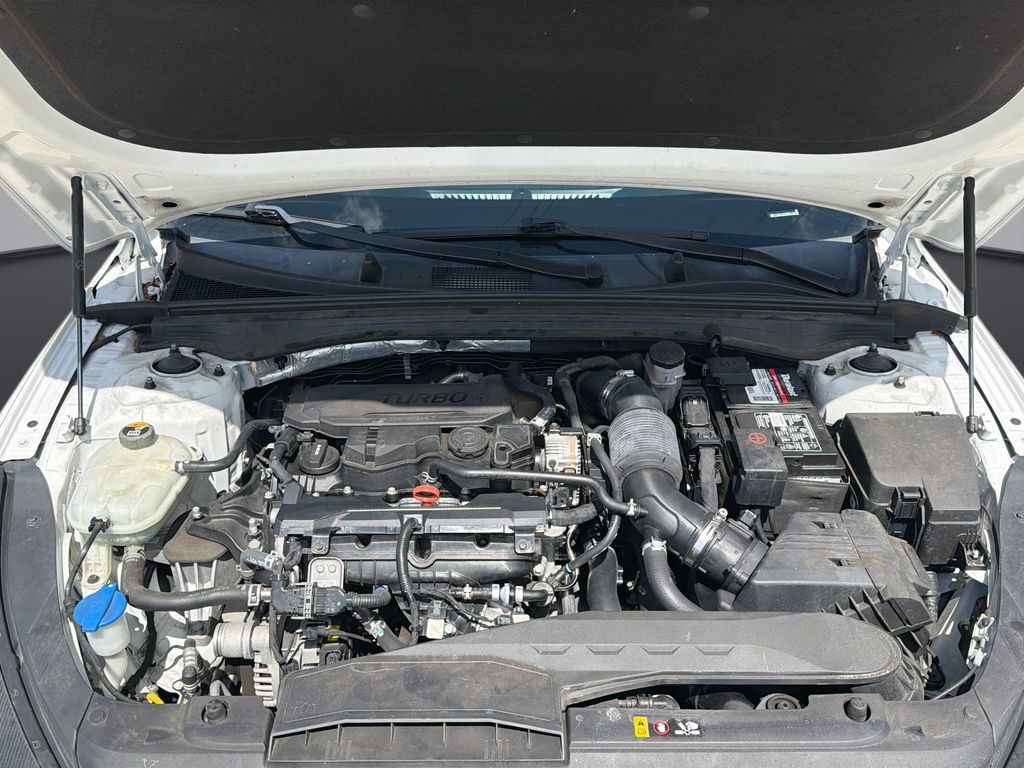 Thumbnail: 2021 Kia K5 - 14