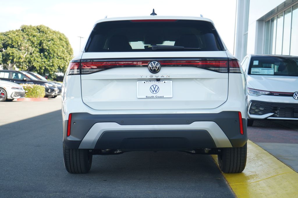 Thumbnail: 2026 Volkswagen Tiguan - 4