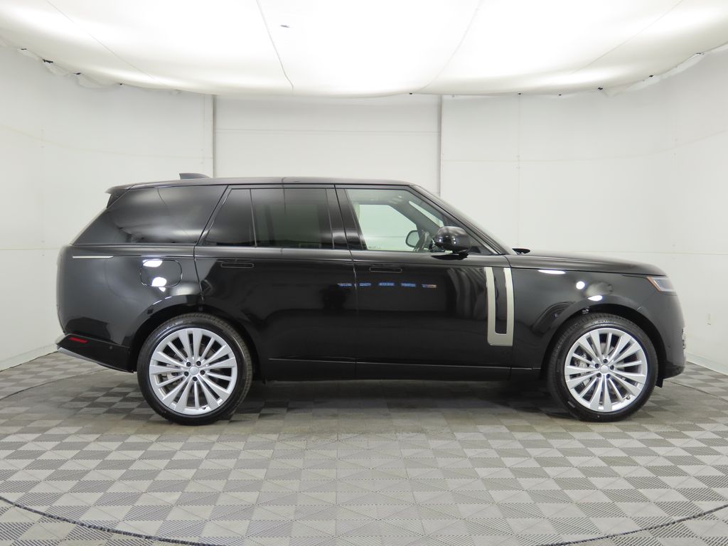 Thumbnail: 2025 Land Rover Range Rover - 4