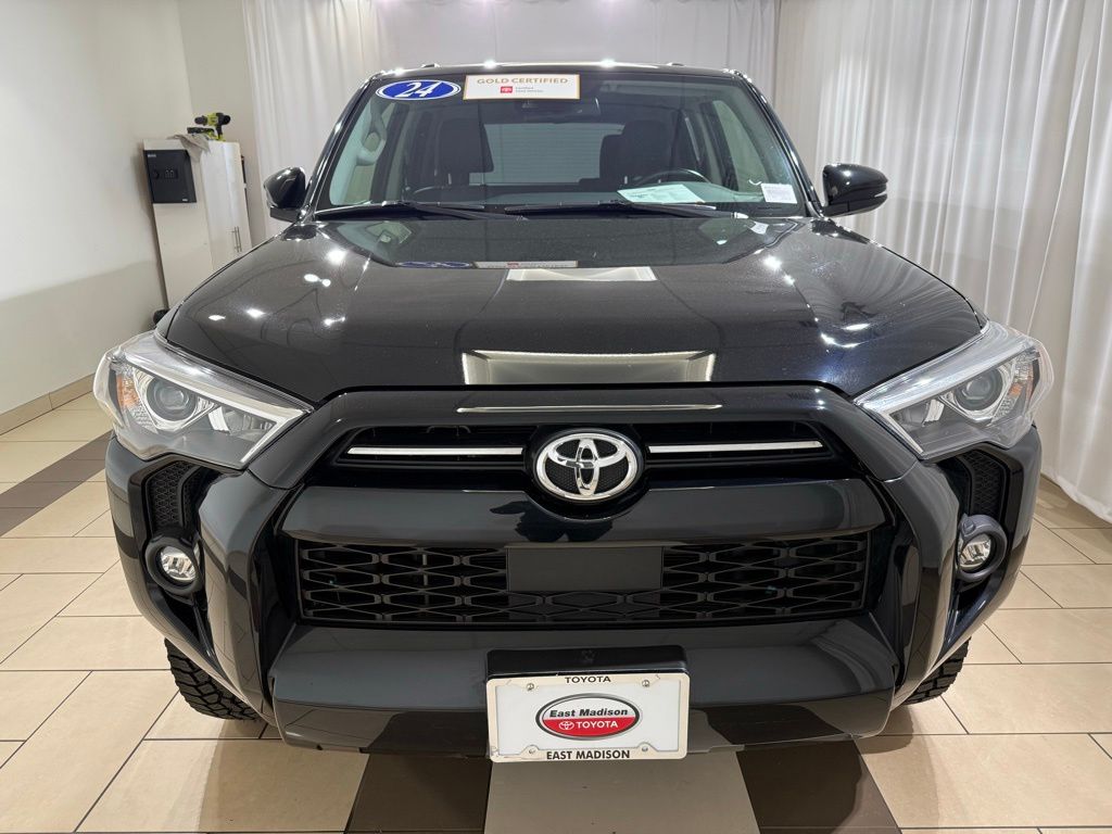 Thumbnail: 2024 Toyota 4Runner - 8
