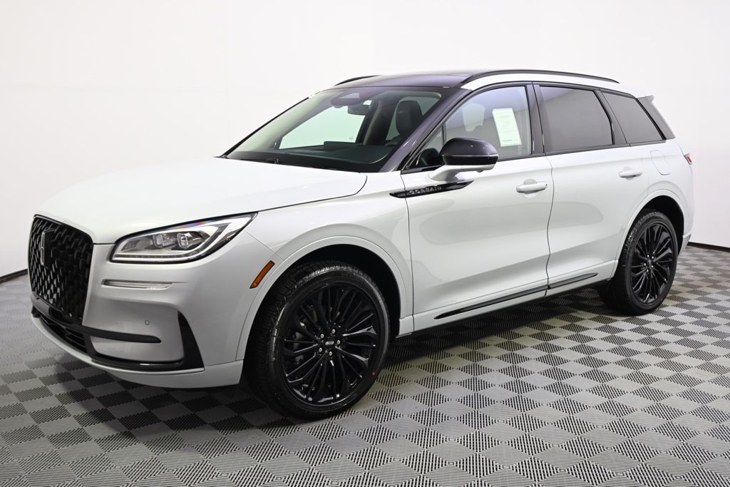 New 2026 White Lincoln Reserve image 2