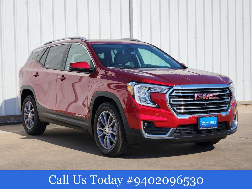 2024 GMC Terrain SLT 2