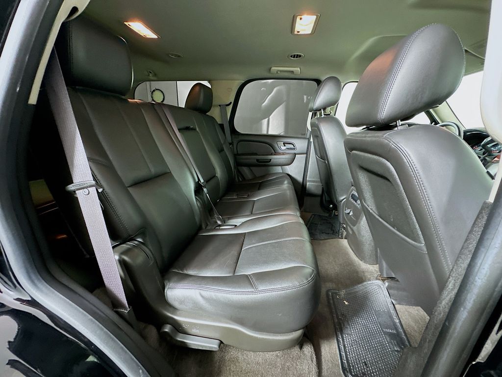 Thumbnail: 2014 GMC Yukon - 26