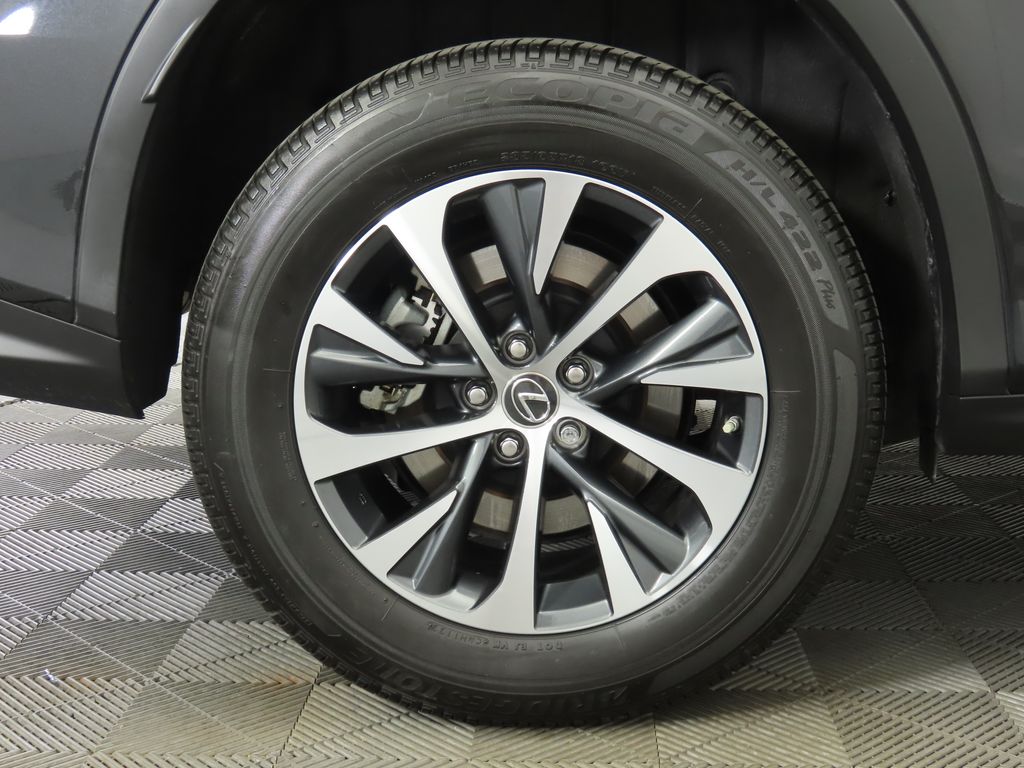 Thumbnail: 2022 Lexus RX - 32