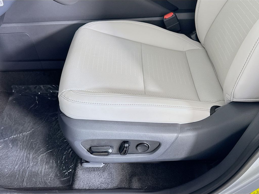 Thumbnail: 2026 Lexus TX - 21