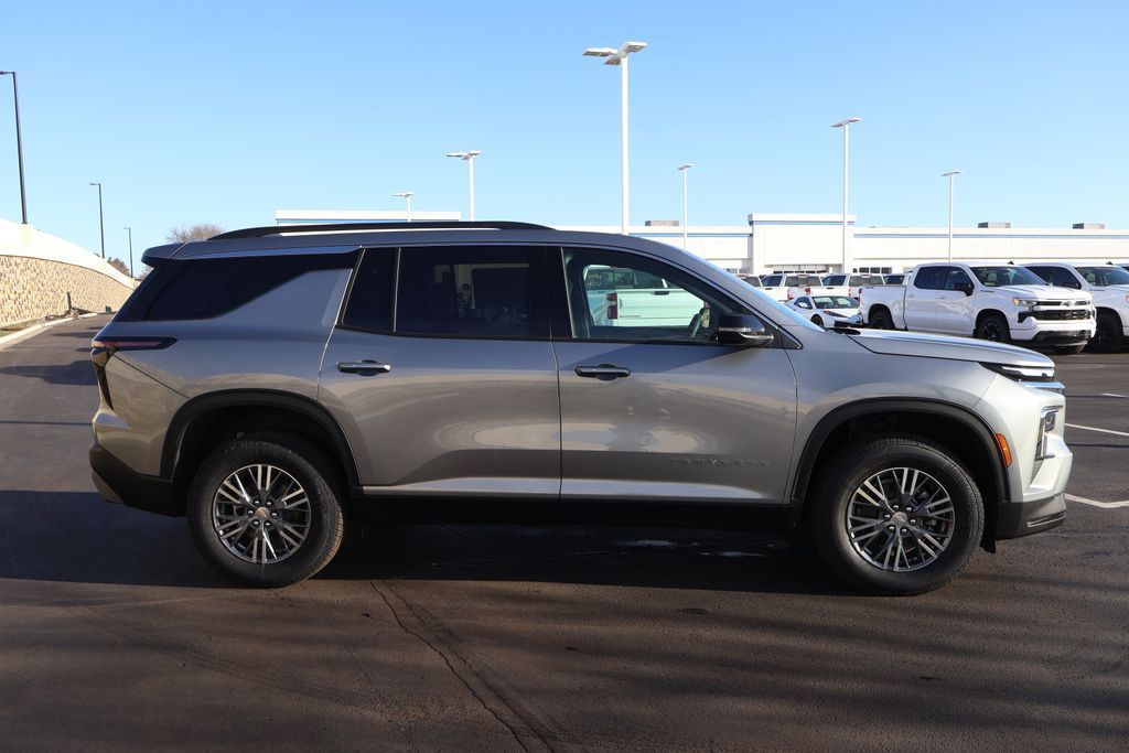Thumbnail: 2026 Chevrolet Traverse - 9