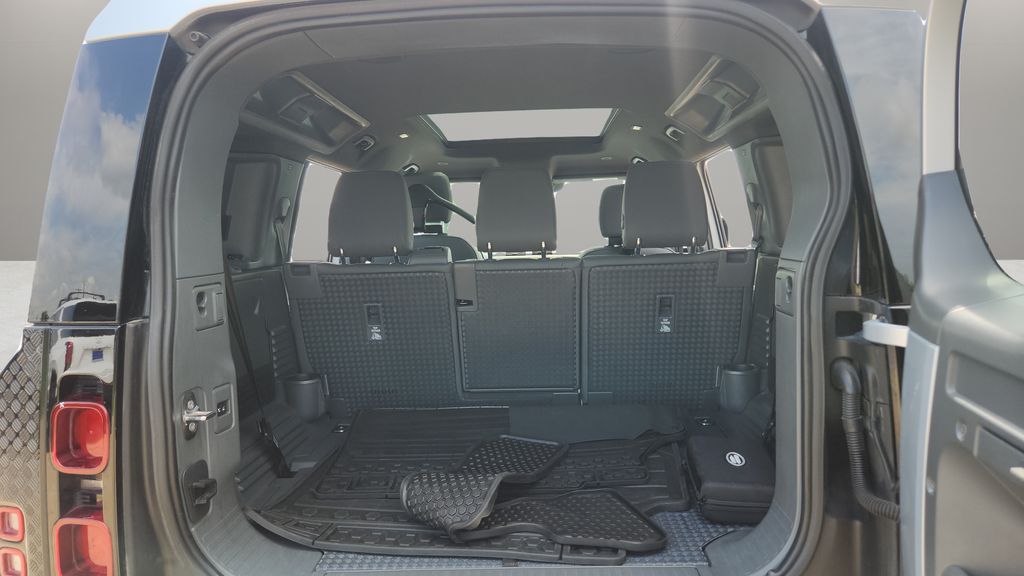 2023 Land Rover Defender 110